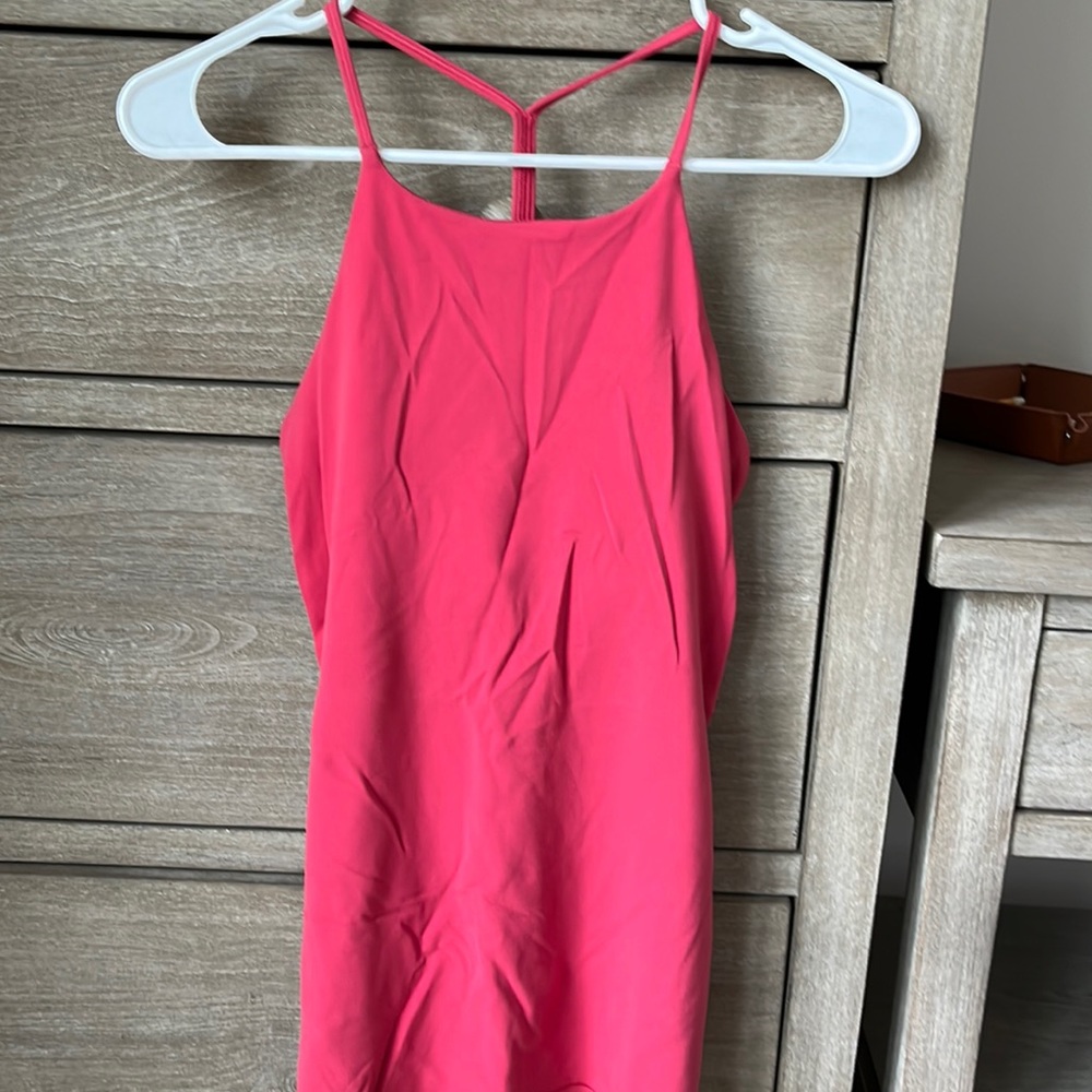 Lululemon tank top